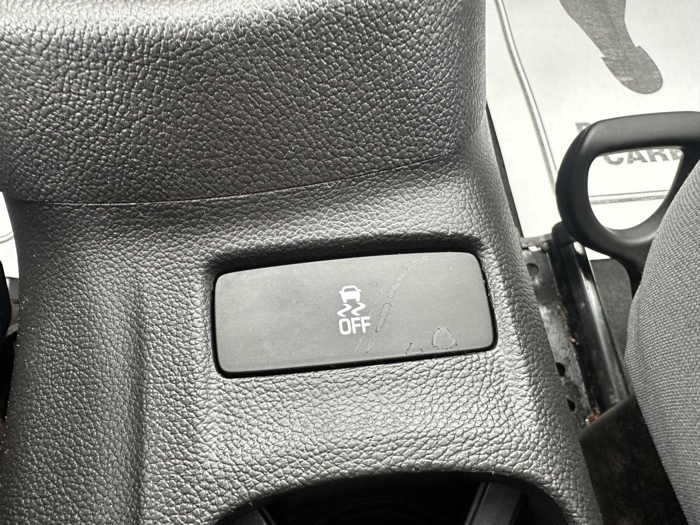 2018 WHITE Chevrolet Sonic FL Auto Hatchback (1G1JG6SG6J4) with an 1.8L L4 DOHC 24V engine, 6A transmission, located at 1254 Manheim Pike, Lancaster, PA, 17601, (717) 393-9133, 40.062870, -76.323273 - Photo#15