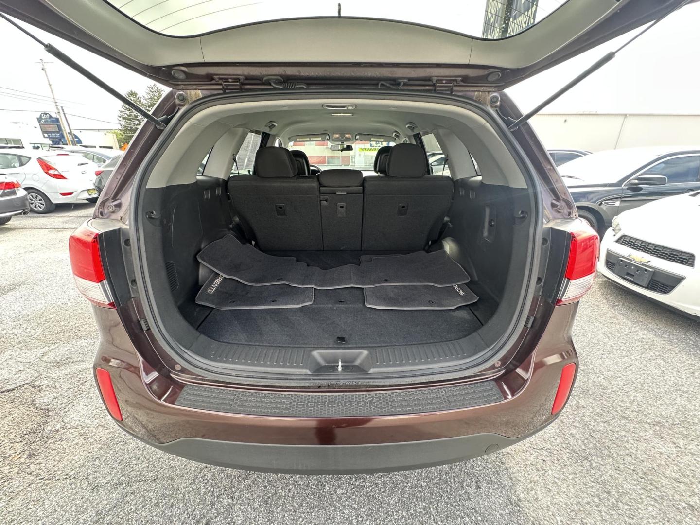 2014 BURGUNDY Kia Sorento LX 2WD (5XYKT3A60EG) with an 2.4L L4 DOHC 16V engine, 6-Speed Automatic transmission, located at 1254 Manheim Pike, Lancaster, PA, 17601, (717) 393-9133, 40.062870, -76.323273 - Photo#10
