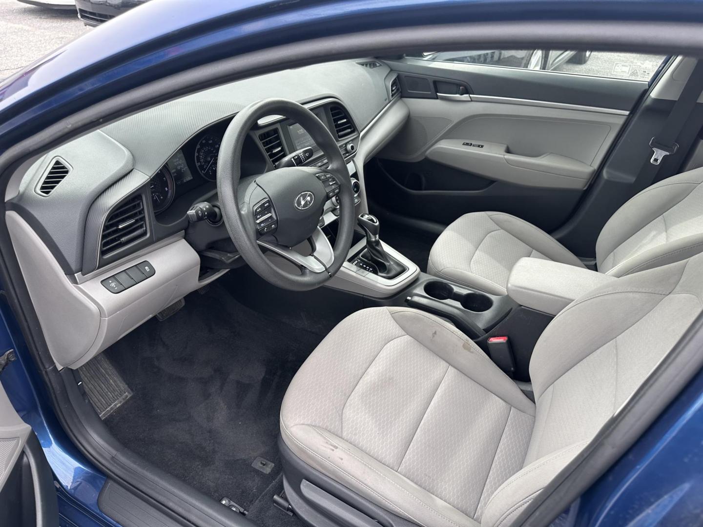 2019 BLUE Hyundai Elantra SE 6AT (5NPD74LF1KH) with an 1.8L L4 DOHC 16V engine, 6A transmission, located at 1254 Manheim Pike, Lancaster, PA, 17601, (717) 393-9133, 40.062870, -76.323273 - Photo#6