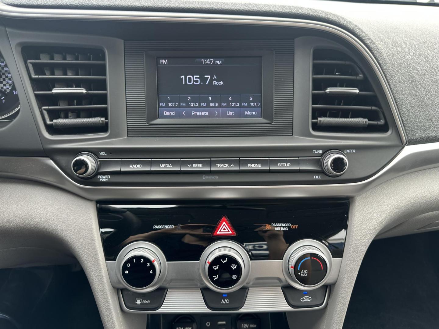 2019 BLUE Hyundai Elantra SE 6AT (5NPD74LF1KH) with an 1.8L L4 DOHC 16V engine, 6A transmission, located at 1254 Manheim Pike, Lancaster, PA, 17601, (717) 393-9133, 40.062870, -76.323273 - Photo#16