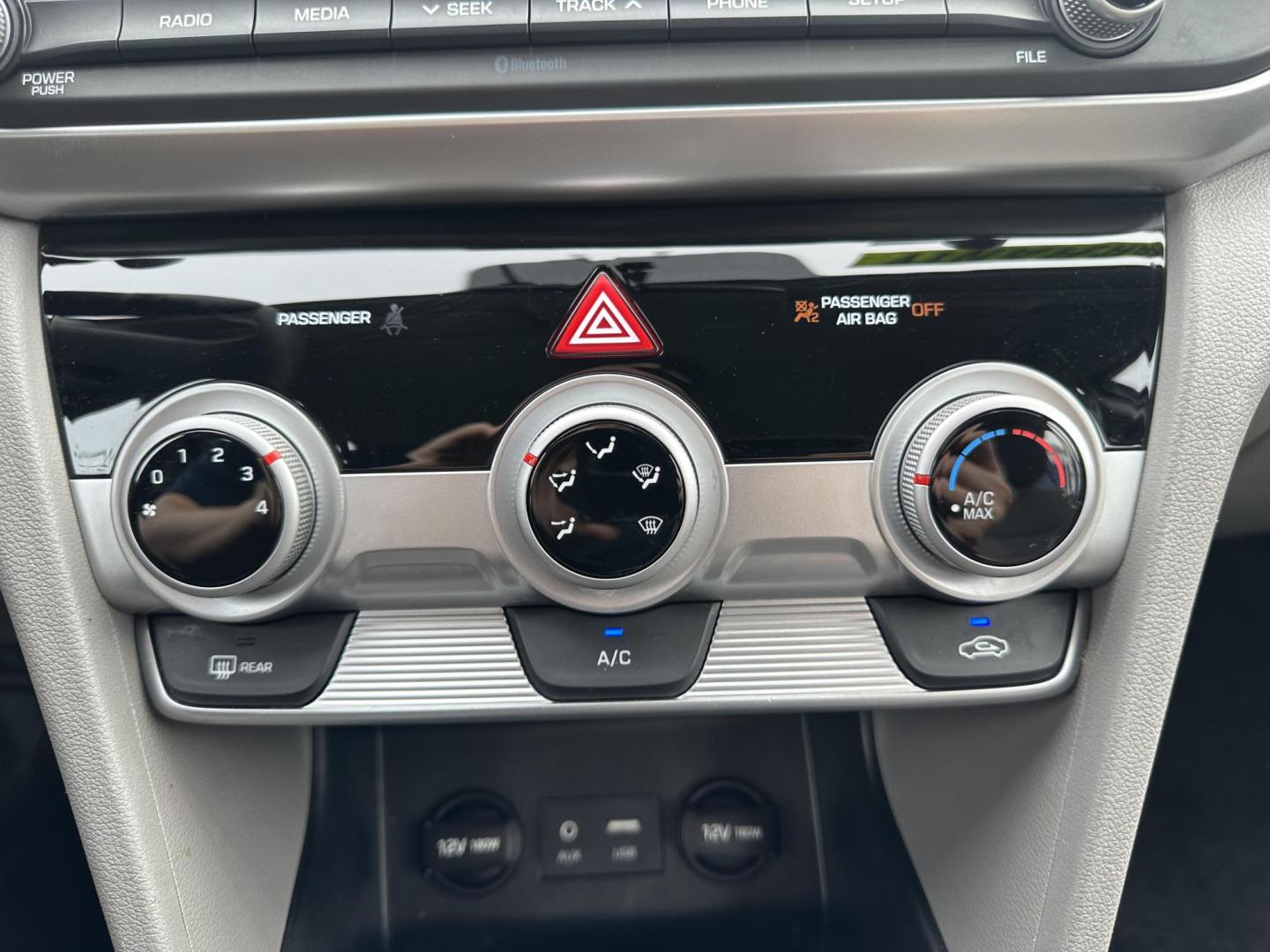 2019 BLUE Hyundai Elantra SE 6AT (5NPD74LF1KH) with an 1.8L L4 DOHC 16V engine, 6A transmission, located at 1254 Manheim Pike, Lancaster, PA, 17601, (717) 393-9133, 40.062870, -76.323273 - Photo#20