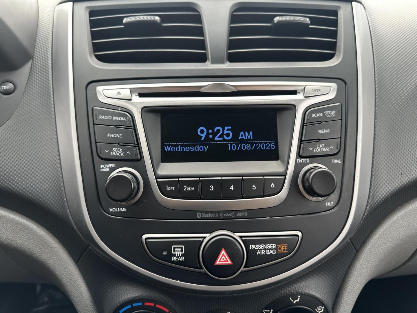 2016 BLACK Hyundai Accent SE 4-Door 6A (KMHCT4AE4GU) with an 1.6L L4 DOHC 16V engine, 6A transmission, located at 1254 Manheim Pike, Lancaster, PA, 17601, (717) 393-9133, 40.062870, -76.323273 - Photo#19