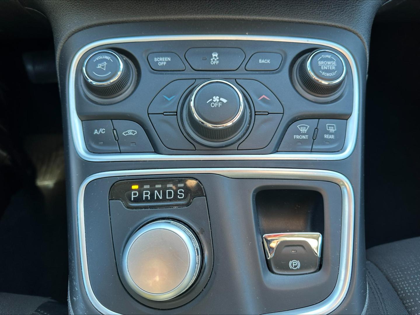 2015 BLACK Chrysler 200 Limited (1C3CCCAG2FN) with an 3.6L V6 DOHC 24V FFV engine, 9-Speed Automatic transmission, located at 1254 Manheim Pike, Lancaster, PA, 17601, (717) 393-9133, 40.062870, -76.323273 - Photo#15