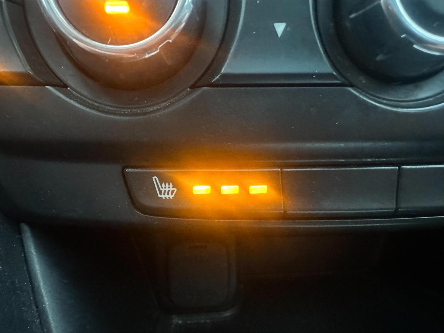 2014 BLACK Mazda Mazda6 i Grand Touring (JM1GJ1W52E1) with an 2.5L L4 DOHC 16V engine, 6-Speed Automatic transmission, located at 1254 Manheim Pike, Lancaster, PA, 17601, (717) 393-9133, 40.062870, -76.323273 - Photo#16