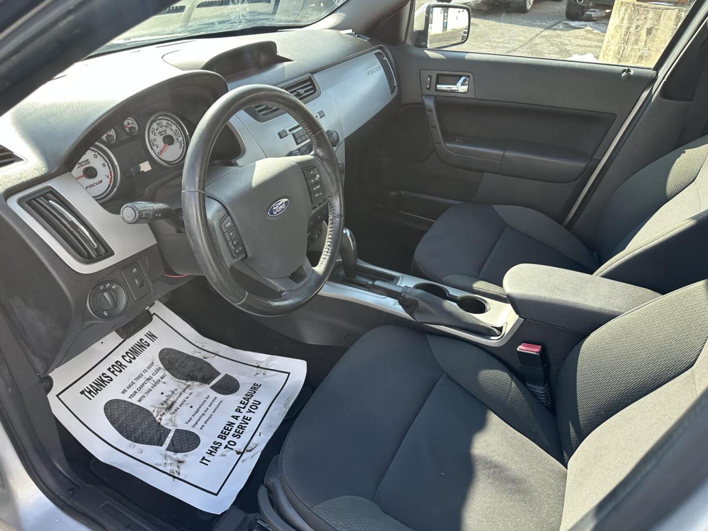 2011 SILVER Ford Focus SES Sedan (1FAHP3GNXBW) with an 2.0L L4 DOHC 16V engine, located at 1254 Manheim Pike, Lancaster, PA, 17601, (717) 393-9133, 40.062870, -76.323273 - Photo#7