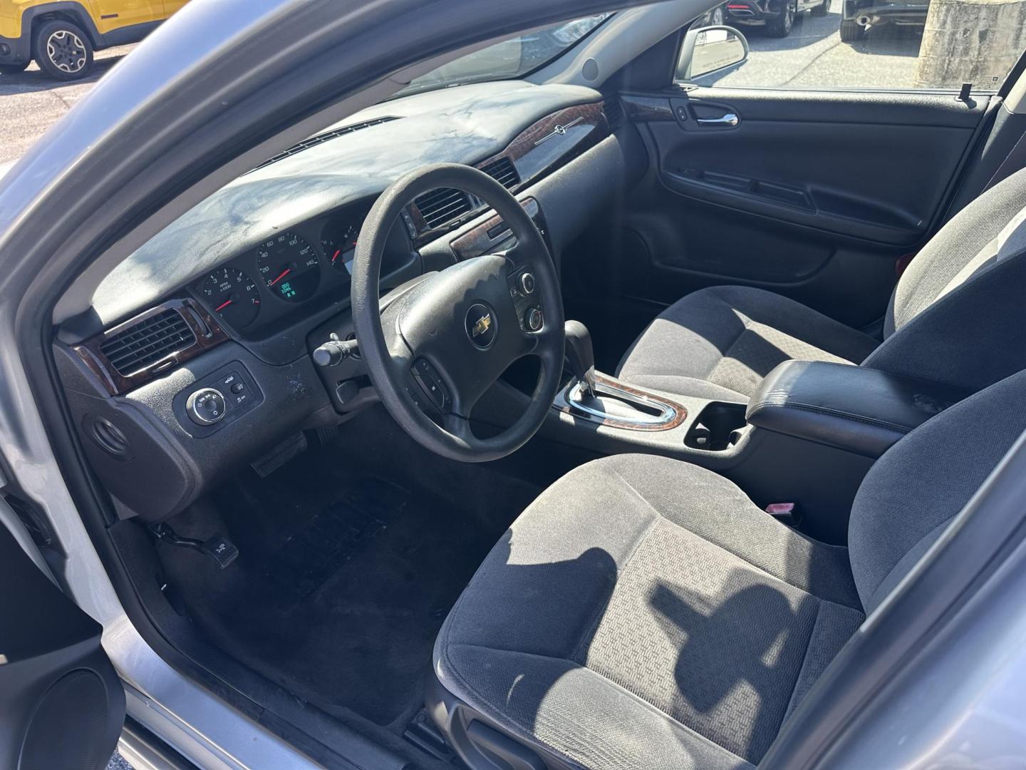2014 SILVER Chevrolet Impala LS (2G1WA5E31E1) with an 3.6L V6 DOHC 16V FFV engine, 6-Speed Automatic transmission, located at 1254 Manheim Pike, Lancaster, PA, 17601, (717) 393-9133, 40.062870, -76.323273 - Photo#8