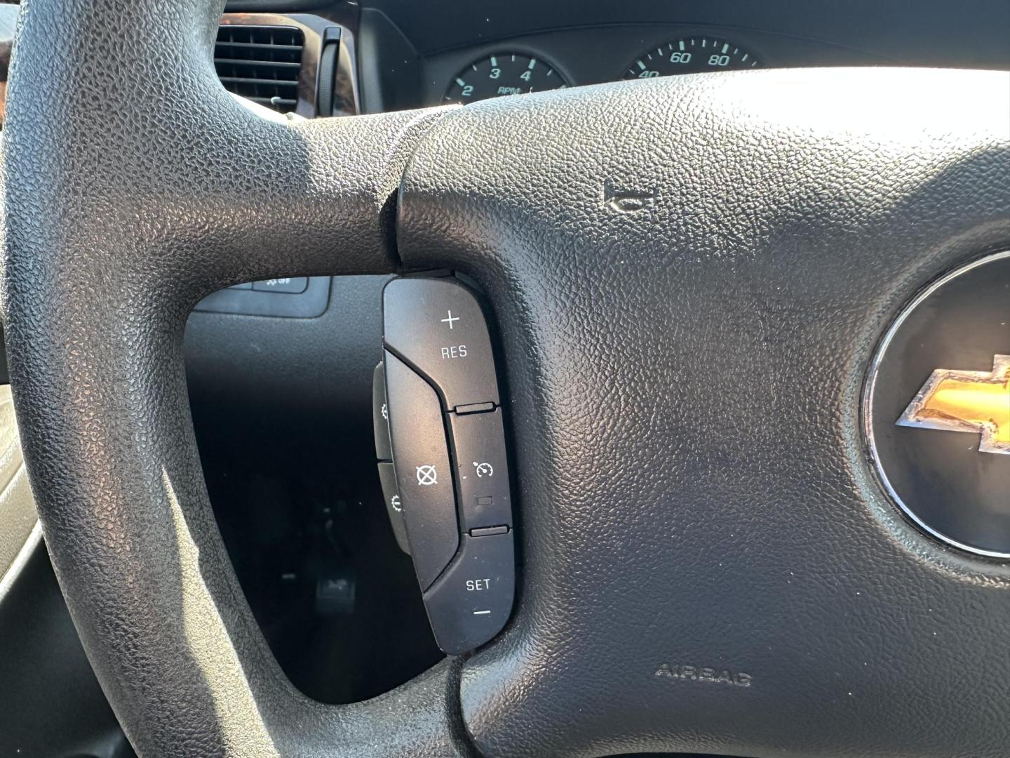 2014 SILVER Chevrolet Impala LS (2G1WA5E31E1) with an 3.6L V6 DOHC 16V FFV engine, 6-Speed Automatic transmission, located at 1254 Manheim Pike, Lancaster, PA, 17601, (717) 393-9133, 40.062870, -76.323273 - Photo#10