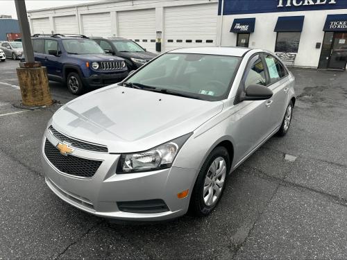 2013 Chevrolet Cruze LS Auto