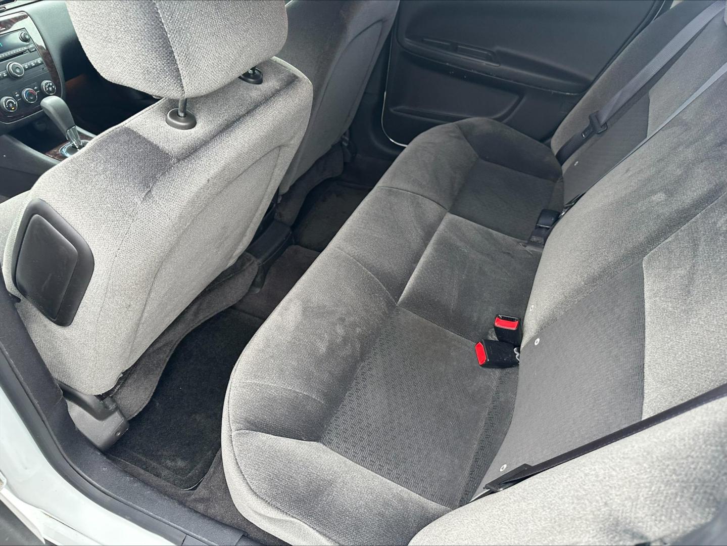 2015 WHITE Chevrolet Impala Limited LS (2G1WA5E33F1) with an 3.6L V6 DOHC 16V FFV engine, 6-Speed Automatic transmission, located at 1254 Manheim Pike, Lancaster, PA, 17601, (717) 393-9133, 40.062870, -76.323273 - Photo#9