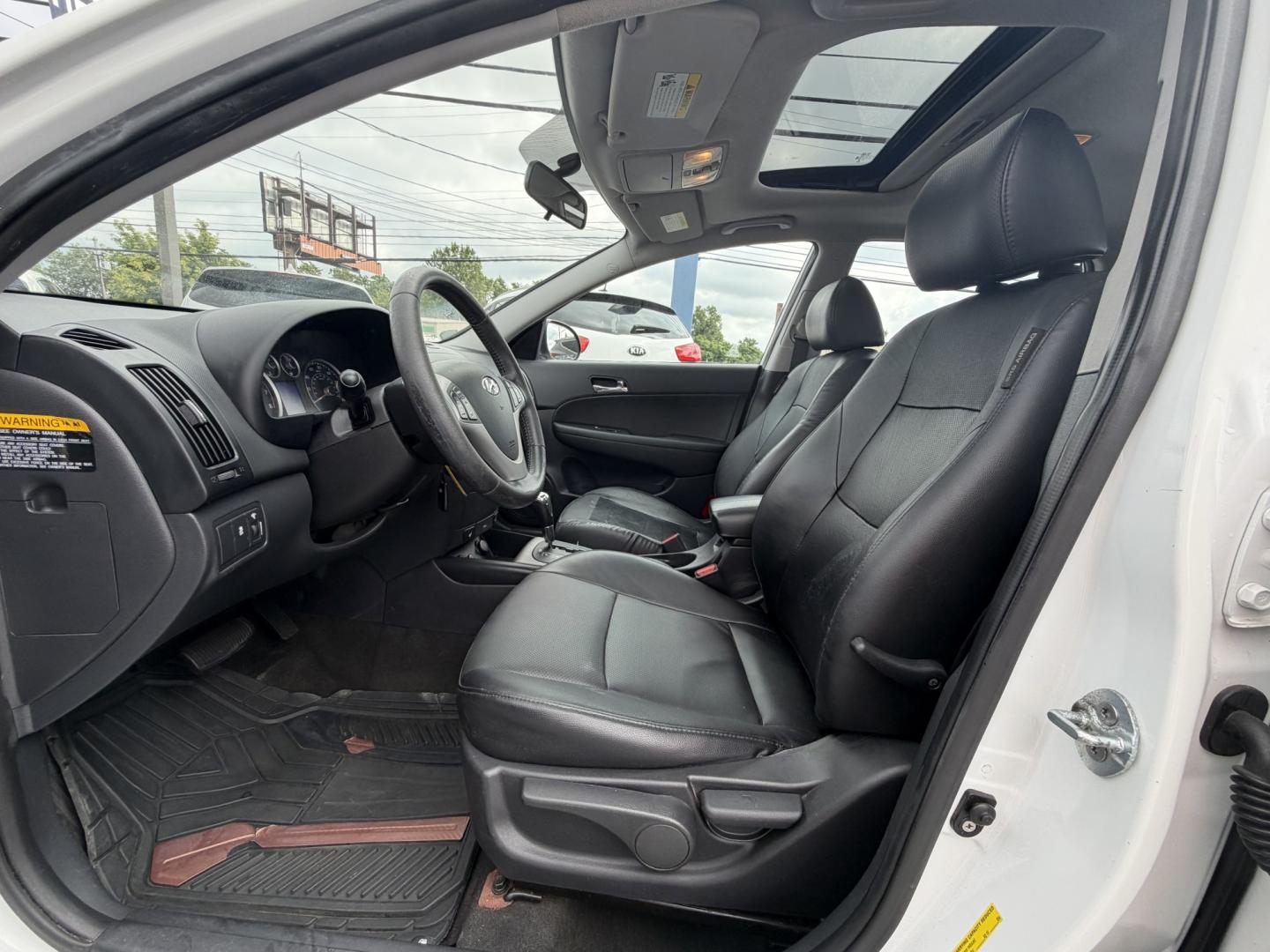2012 WHITE Hyundai Elantra Touring SE Manual (KMHDC8AE9CU) with an 2.0L L4 DOHC 16V engine, 5-Speed Manual transmission, located at 1254 Manheim Pike, Lancaster, PA, 17601, (717) 393-9133, 40.062870, -76.323273- Photo#12