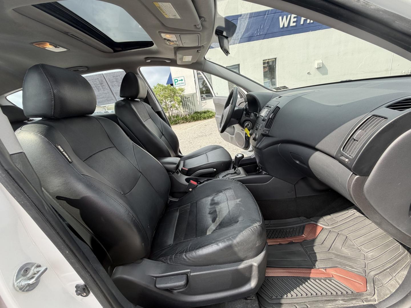 2012 WHITE Hyundai Elantra Touring SE Manual (KMHDC8AE9CU) with an 2.0L L4 DOHC 16V engine, 5-Speed Manual transmission, located at 1254 Manheim Pike, Lancaster, PA, 17601, (717) 393-9133, 40.062870, -76.323273- Photo#15
