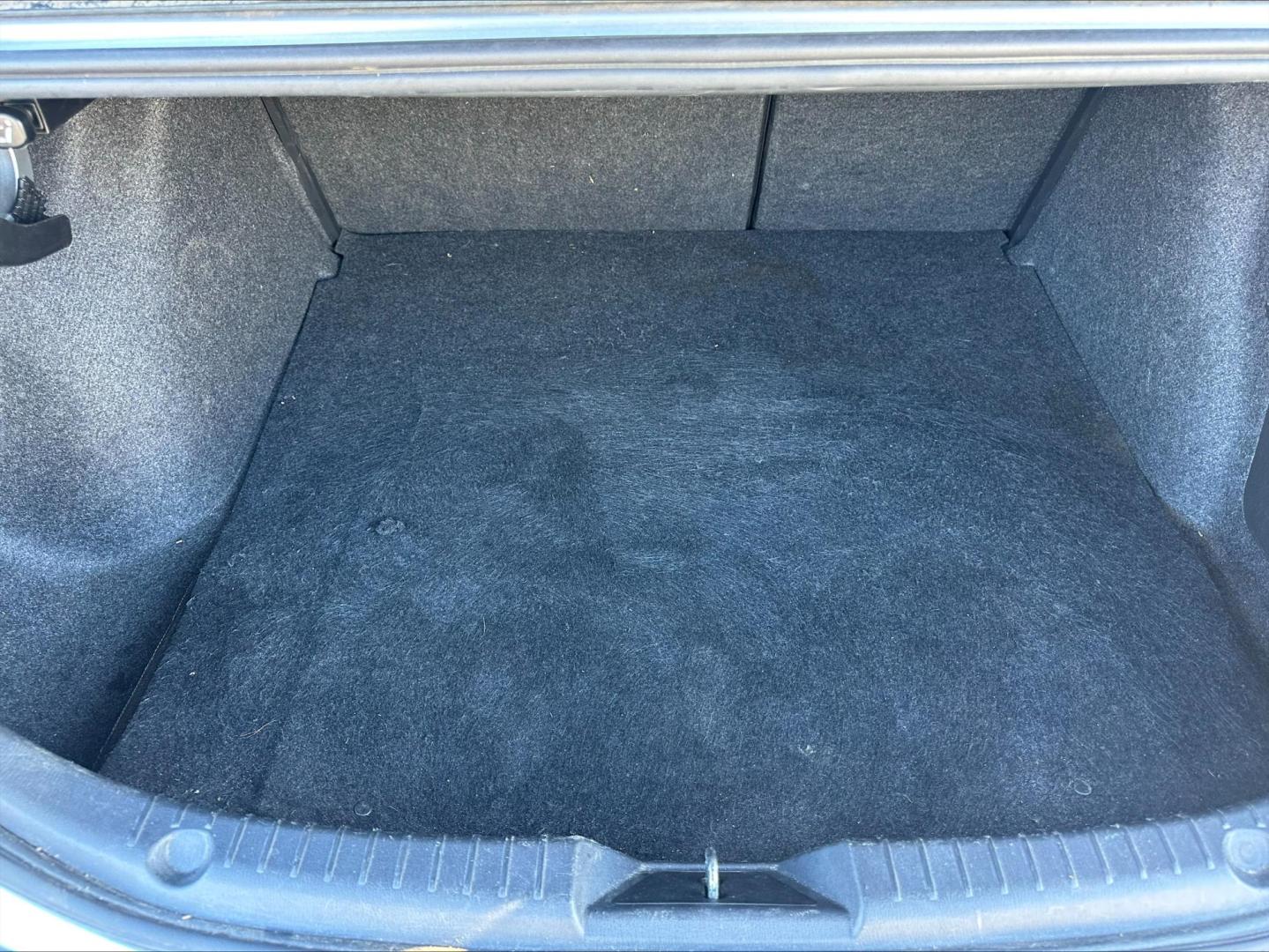 2016 SILVER Mazda MAZDA3 i Sport AT 4-Door (JM1BM1T73G1) with an 2.0L L4 DOHC 16V engine, 6A transmission, located at 1254 Manheim Pike, Lancaster, PA, 17601, (717) 393-9133, 40.062870, -76.323273 - Photo#8