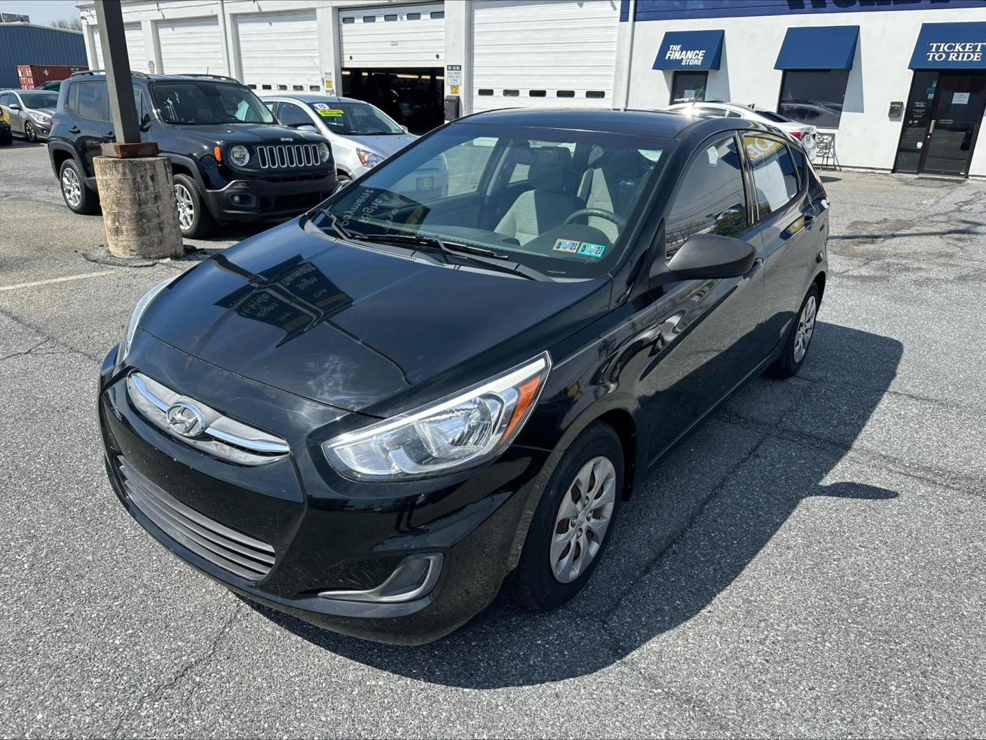 2017 BLACK Hyundai Accent SE 5-Door 6A (KMHCT5AE1HU) with an 1.6L L4 DOHC 16V engine, 6A transmission, located at 1254 Manheim Pike, Lancaster, PA, 17601, (717) 393-9133, 40.062870, -76.323273 - Photo#0