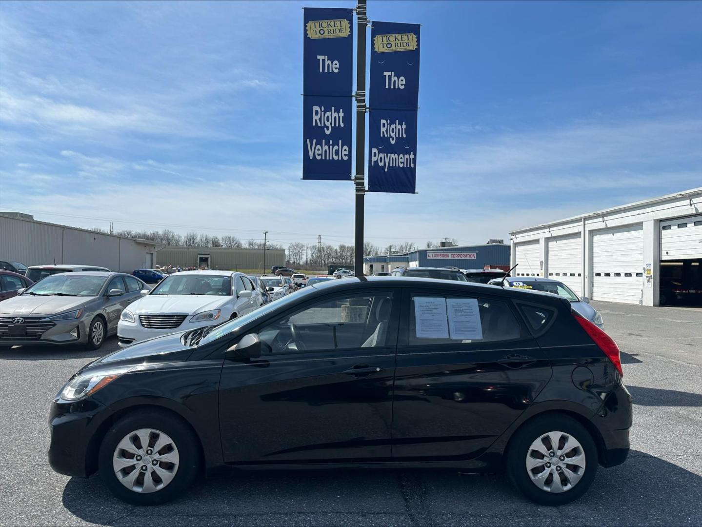 2017 BLACK Hyundai Accent SE 5-Door 6A (KMHCT5AE1HU) with an 1.6L L4 DOHC 16V engine, 6A transmission, located at 1254 Manheim Pike, Lancaster, PA, 17601, (717) 393-9133, 40.062870, -76.323273 - Photo#7