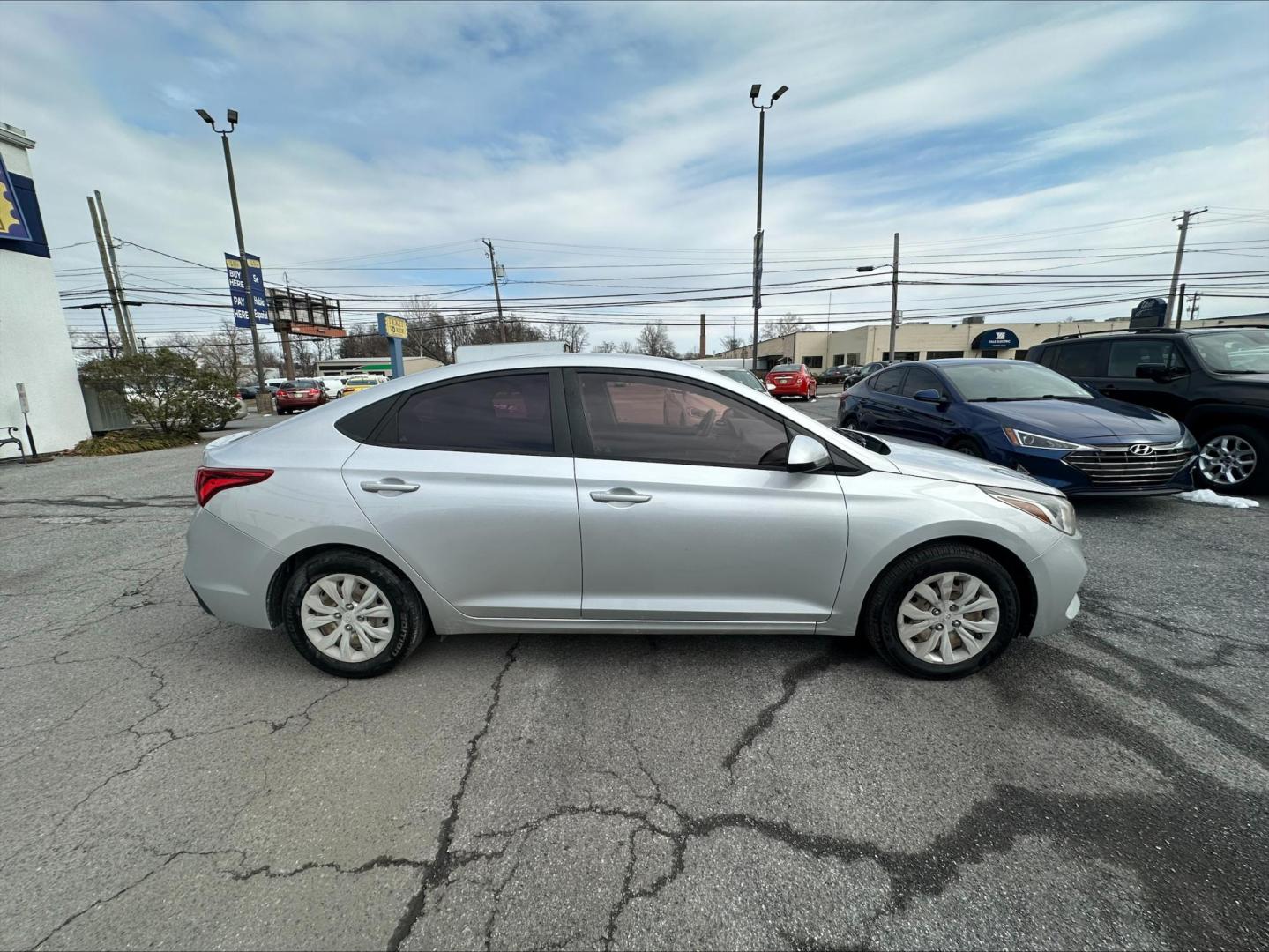 2019 GREY Hyundai Accent SE 4-Door 6A (3KPC24A38KE) with an 1.6L L4 DOHC 16V engine, 6A transmission, located at 1254 Manheim Pike, Lancaster, PA, 17601, (717) 393-9133, 40.062870, -76.323273 - Photo#3