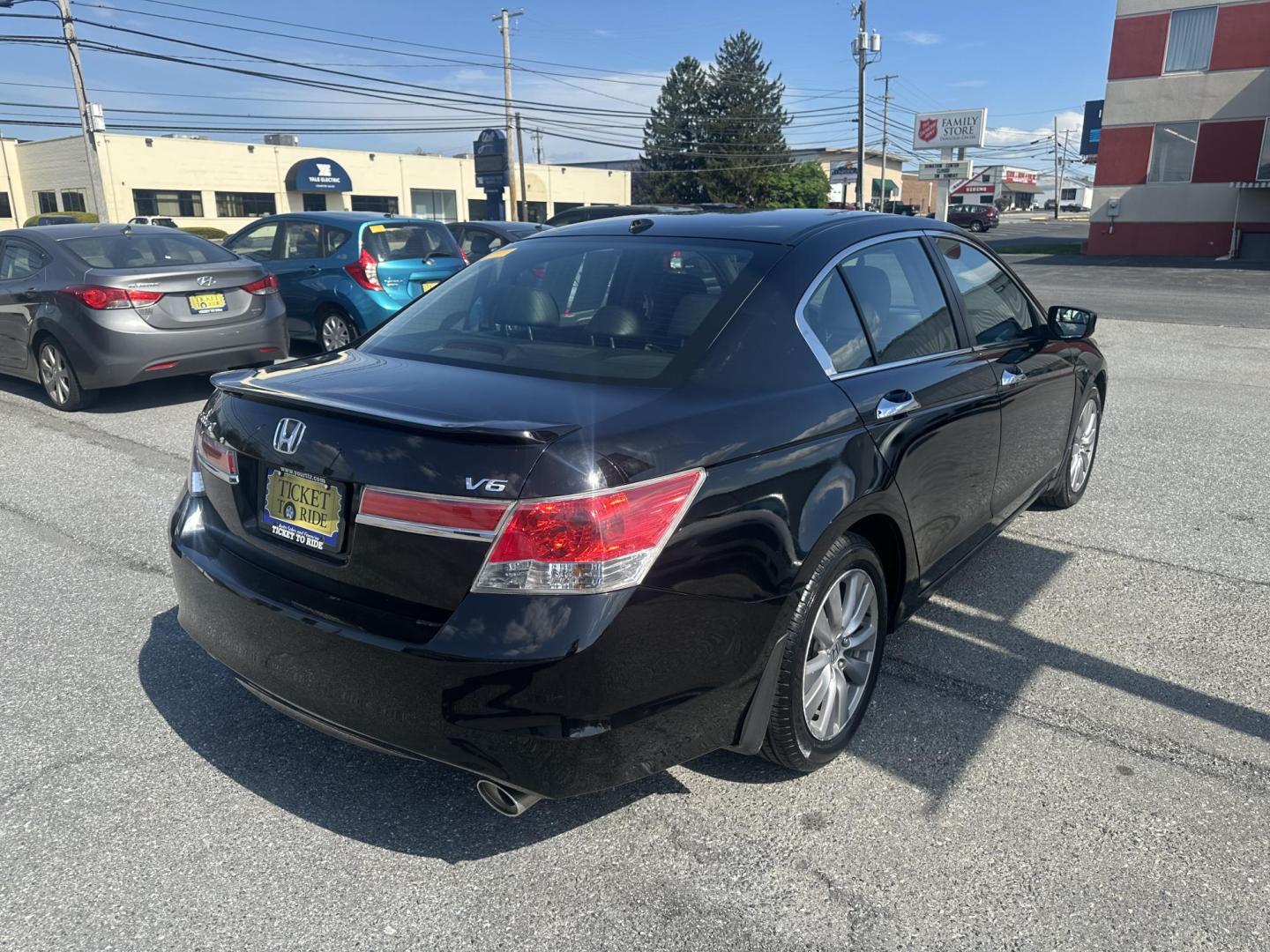 2012 BLACK Honda Accord EX-L V6 Sedan AT (1HGCP3F88CA) with an 3.5L V6 SOHC 24V engine, 5-Speed Automatic transmission, located at 1254 Manheim Pike, Lancaster, PA, 17601, (717) 393-9133, 40.062870, -76.323273 - Photo#4