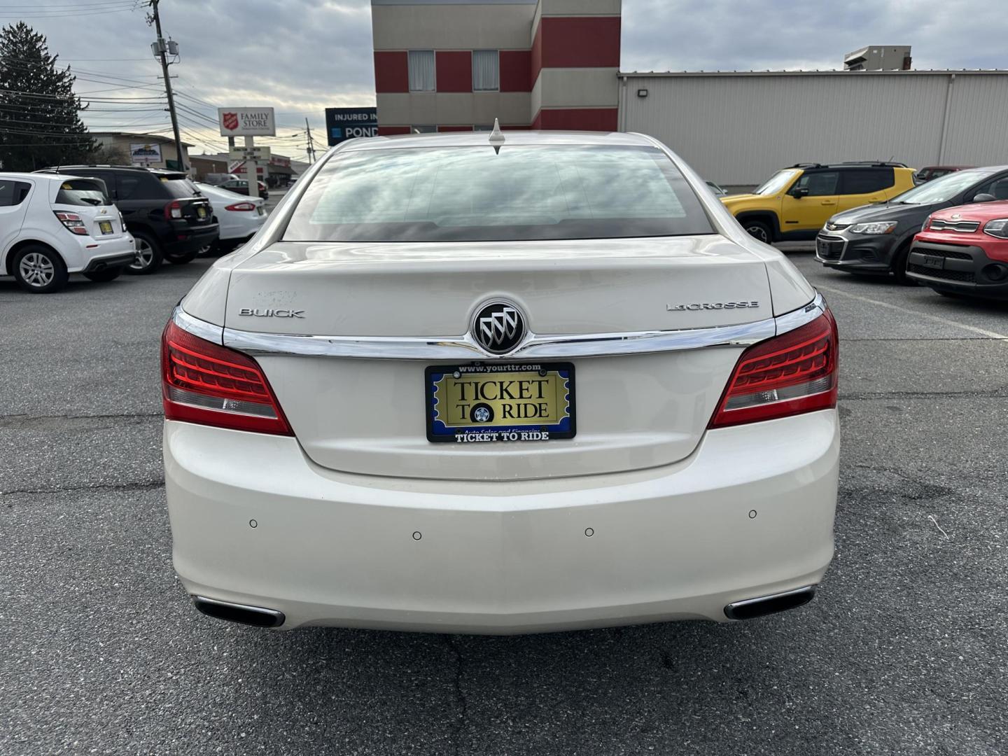 2014 WHITE Buick LaCrosse Leather Package (1G4GB5G36EF) with an 3.6L V6 DOHC 24V FFV engine, 6-Speed Automatic transmission, located at 1254 Manheim Pike, Lancaster, PA, 17601, (717) 393-9133, 40.062870, -76.323273 - Photo#7