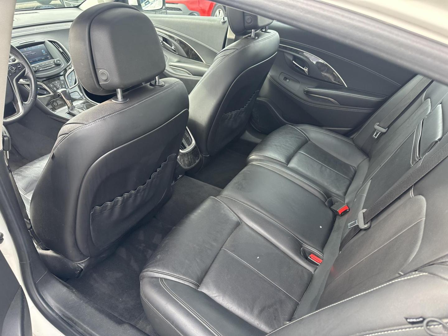 2014 WHITE Buick LaCrosse Leather Package (1G4GB5G36EF) with an 3.6L V6 DOHC 24V FFV engine, 6-Speed Automatic transmission, located at 1254 Manheim Pike, Lancaster, PA, 17601, (717) 393-9133, 40.062870, -76.323273 - Photo#9