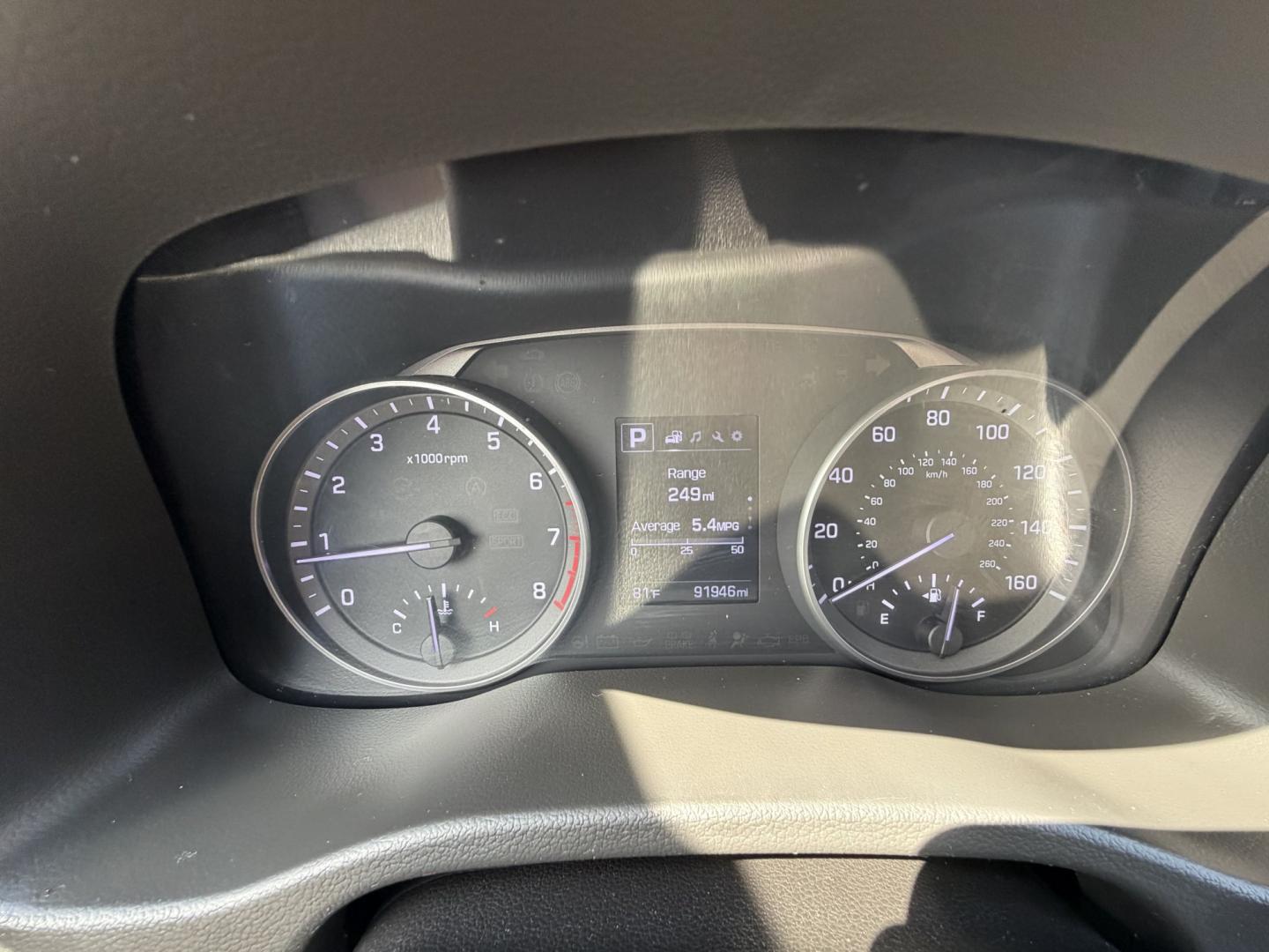 2018 SILVER Hyundai Elantra Limited (5NPD84LF1JH) with an 1.8L L4 DOHC 16V engine, 6A transmission, located at 1254 Manheim Pike, Lancaster, PA, 17601, (717) 393-9133, 40.062870, -76.323273 - Enjoy comfort, style, and modern features in this 2018 Hyundai Elantra Limited—a well-equipped sedan that delivers a premium feel without the premium price. With its sleek design and refined interior, the Limited trim takes your daily drive to the next level. Reliable, efficient, and packed with- Photo#9