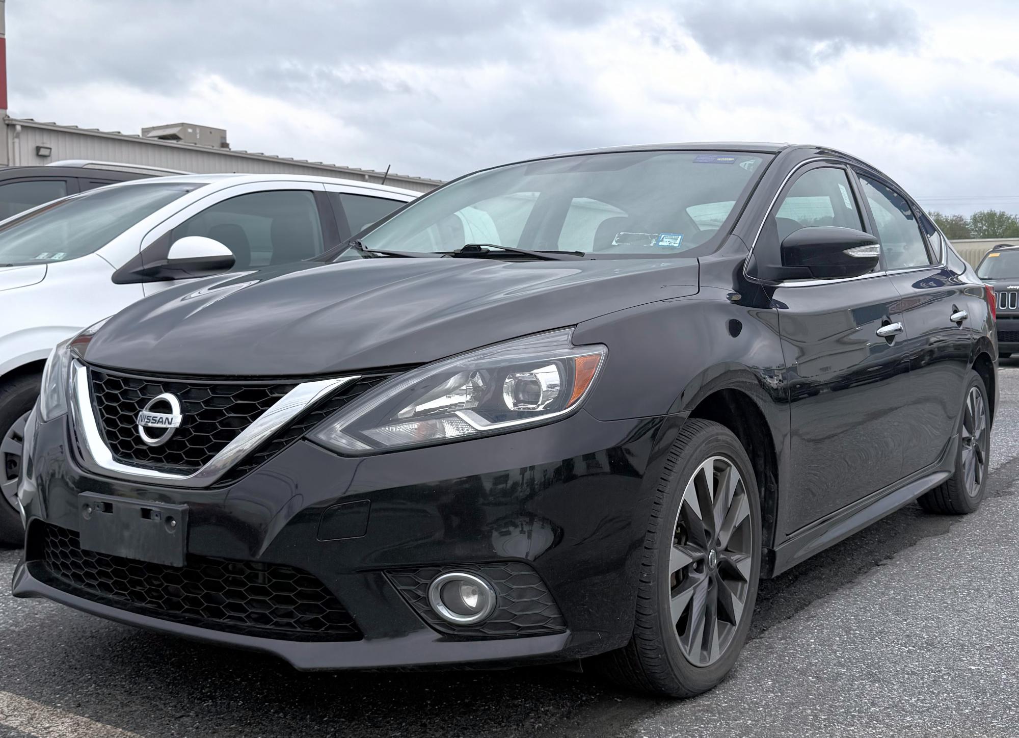 photo of 2016 Nissan Sentra SR