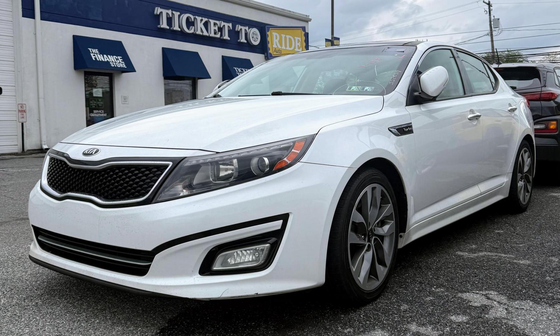 2014 WHITE Kia Optima SX Turbo (5XXGR4A67EG) with an 2.0L L4 DOHC 16V TURBO engine, 6-Speed Automatic transmission, located at 1254 Manheim Pike, Lancaster, PA, 17601, (717) 393-9133, 40.062870, -76.323273 - Turn up the fun with this 2014 Kia Optima SX Turbo—a perfect blend of performance, style, and everyday practicality. Powered by a responsive turbocharged engine, this Optima delivers the kind of acceleration you don’t expect from a sedan, while still keeping things smooth and comfortable for you- Photo#0