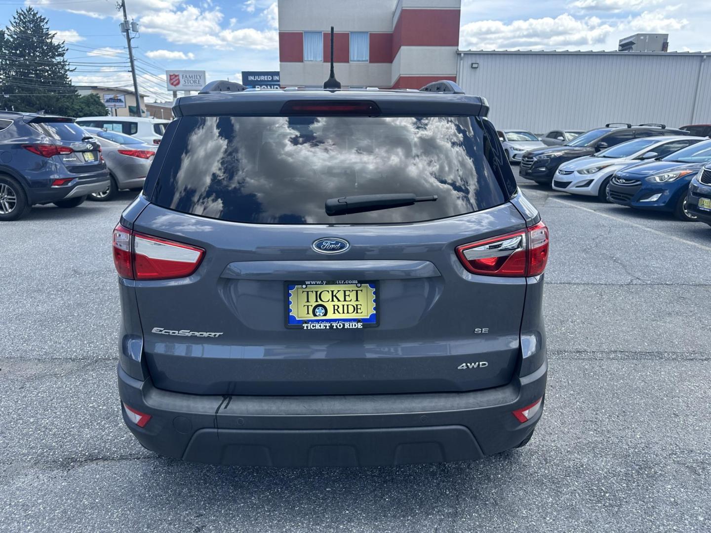 2018 BLUE Ford EcoSport SE AWD (MAJ6P1UL1JC) with an 2.0L L4 DOHC 16V engine, 6A transmission, located at 1254 Manheim Pike, Lancaster, PA, 17601, (717) 393-9133, 40.062870, -76.323273- Photo#3
