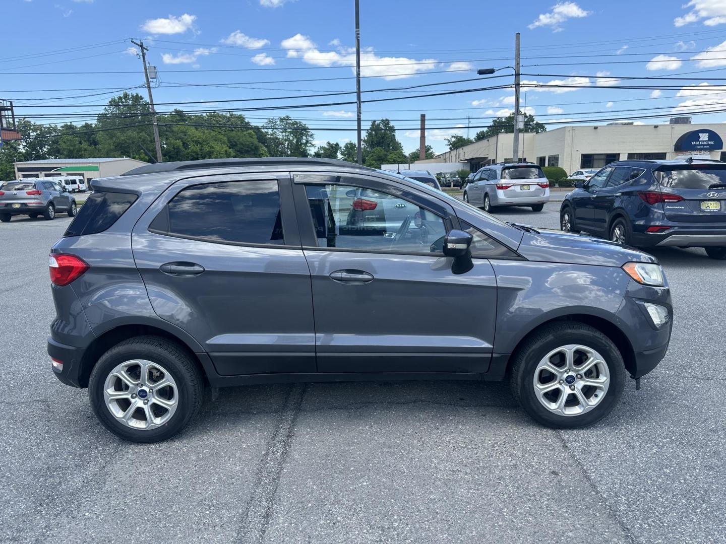 2018 BLUE Ford EcoSport SE AWD (MAJ6P1UL1JC) with an 2.0L L4 DOHC 16V engine, 6A transmission, located at 1254 Manheim Pike, Lancaster, PA, 17601, (717) 393-9133, 40.062870, -76.323273- Photo#5