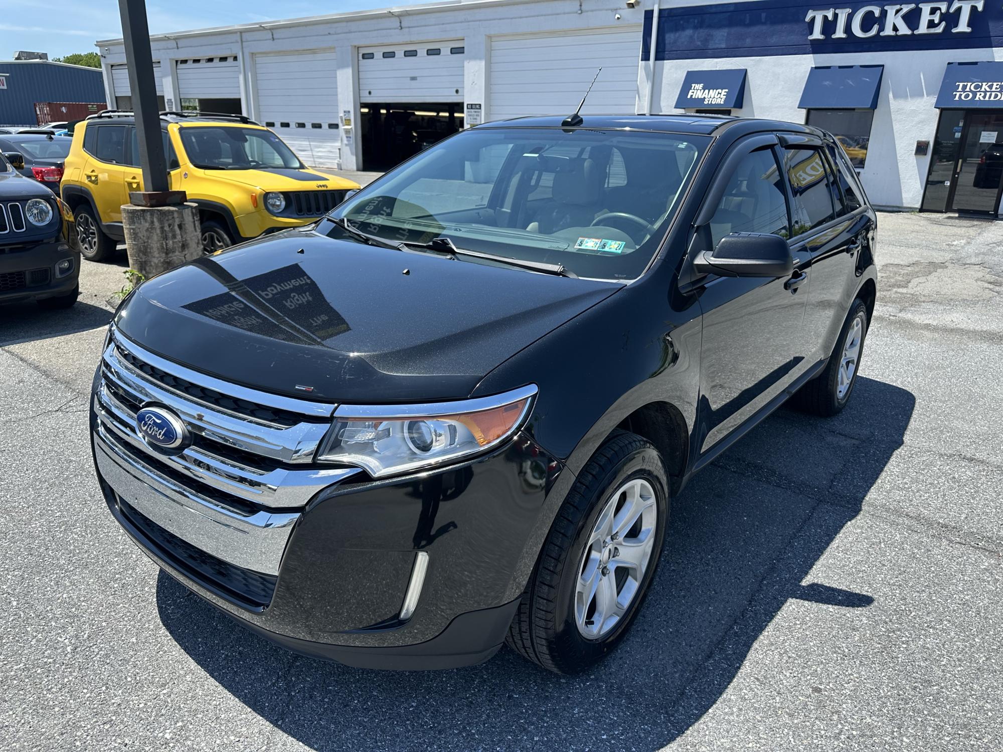 photo of 2013 Ford Edge SEL AWD