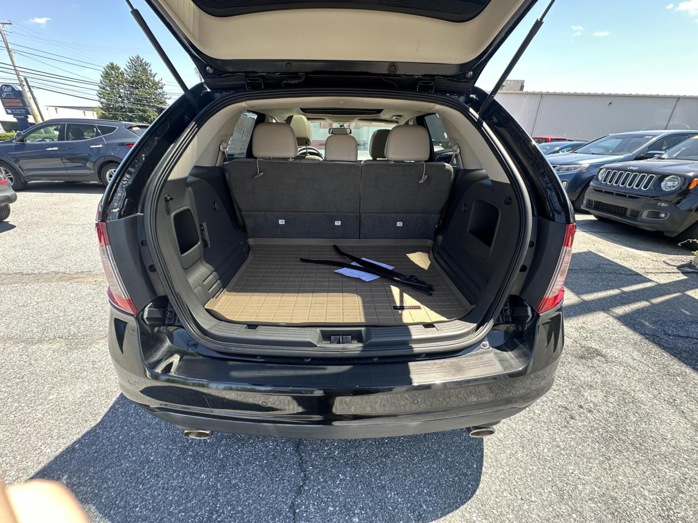 2013 BLACK Ford Edge SEL AWD (2FMDK4JC2DB) with an 3.5L V6 DOHC 24V engine, 6-Speed Automatic transmission, located at 1254 Manheim Pike, Lancaster, PA, 17601, (717) 393-9133, 40.062870, -76.323273- Photo#10