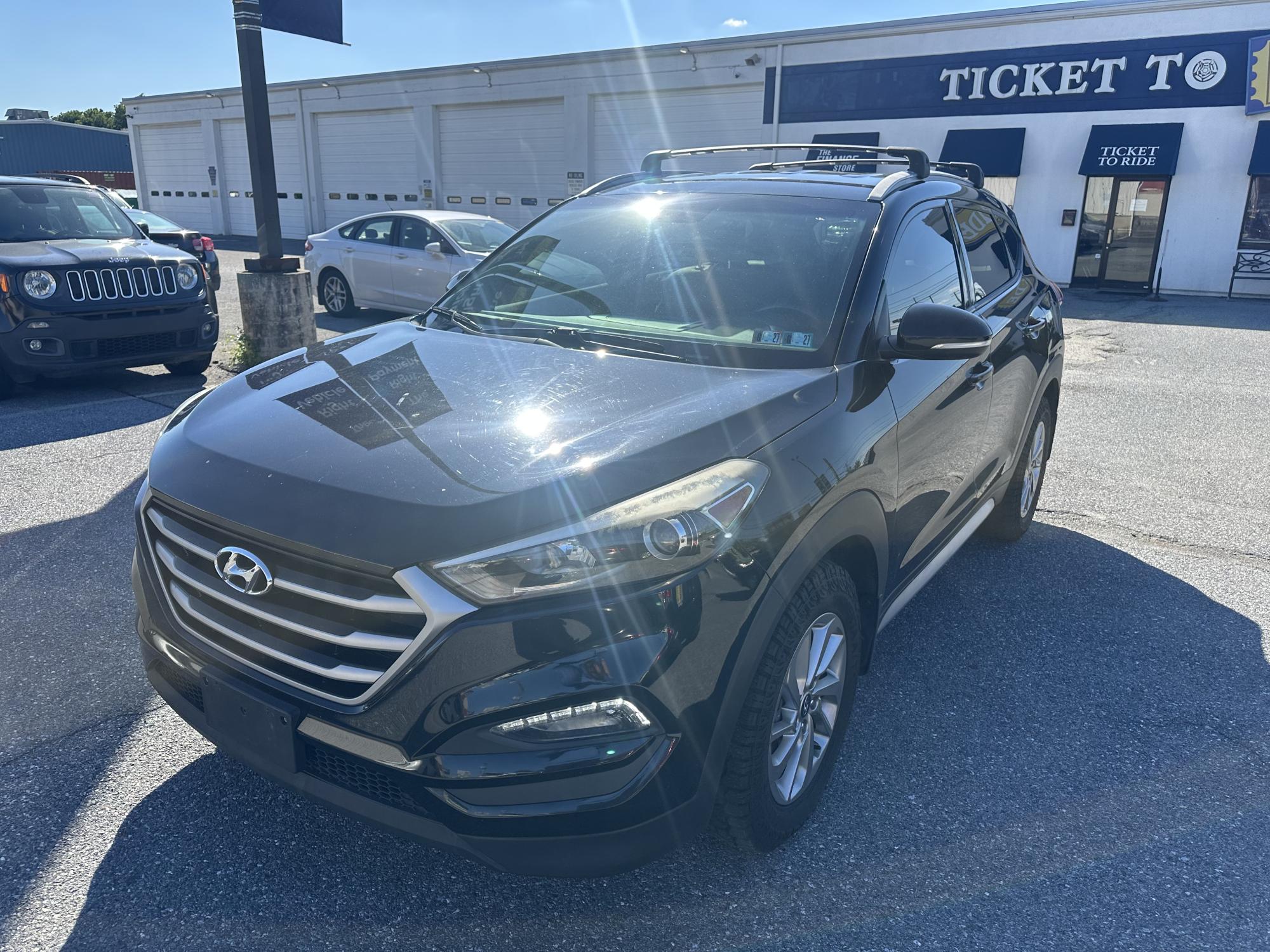photo of 2017 Hyundai Tucson SE w/Preferred Package AWD