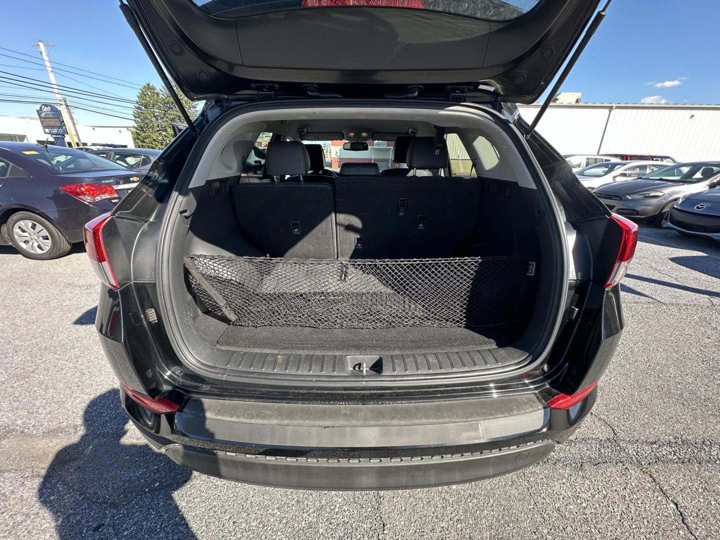 2017 BLACK Hyundai Tucson SE w/Preferred Package AWD (KM8J3CA42HU) with an 2.0L L4 DOHC 16V engine, 6A transmission, located at 1254 Manheim Pike, Lancaster, PA, 17601, (717) 393-9133, 40.062870, -76.323273- Photo#8