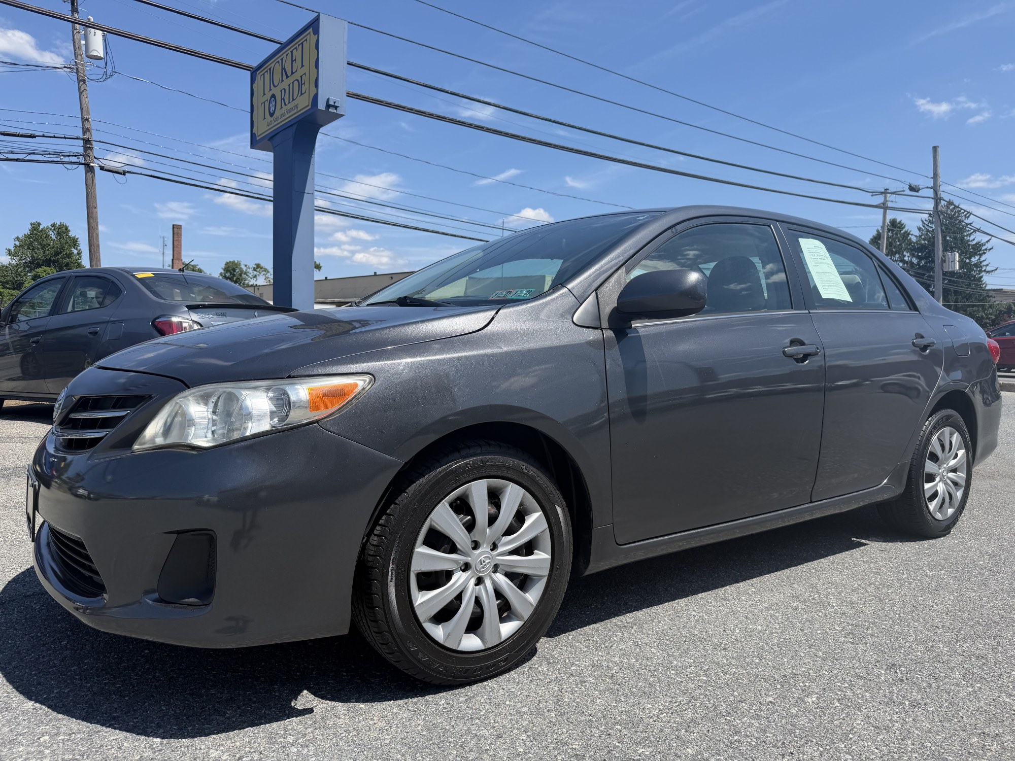 photo of 2013 Toyota Corolla LE