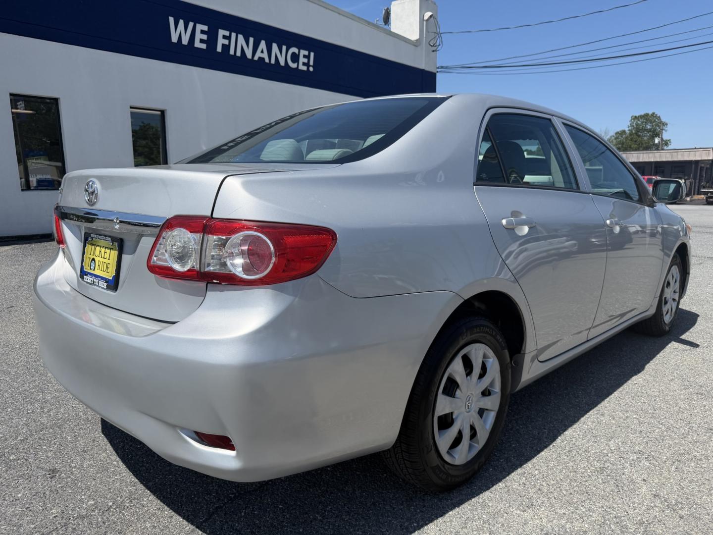 2013 SILVER Toyota Corolla LE 4-Speed AT (5YFBU4EE6DP) with an 1.8L L4 DOHC 16V engine, 4-Speed Automatic transmission, located at 1254 Manheim Pike, Lancaster, PA, 17601, (717) 393-9133, 40.062870, -76.323273 - The 2013 Toyota Corolla is a practical and dependable sedan that’s well suited for commuting, running errands, and everyday driving. Known for its strong reputation for reliability, the Corolla offers a comfortable interior, excellent fuel economy, and affordable operating costs—making it a smar- Photo#4