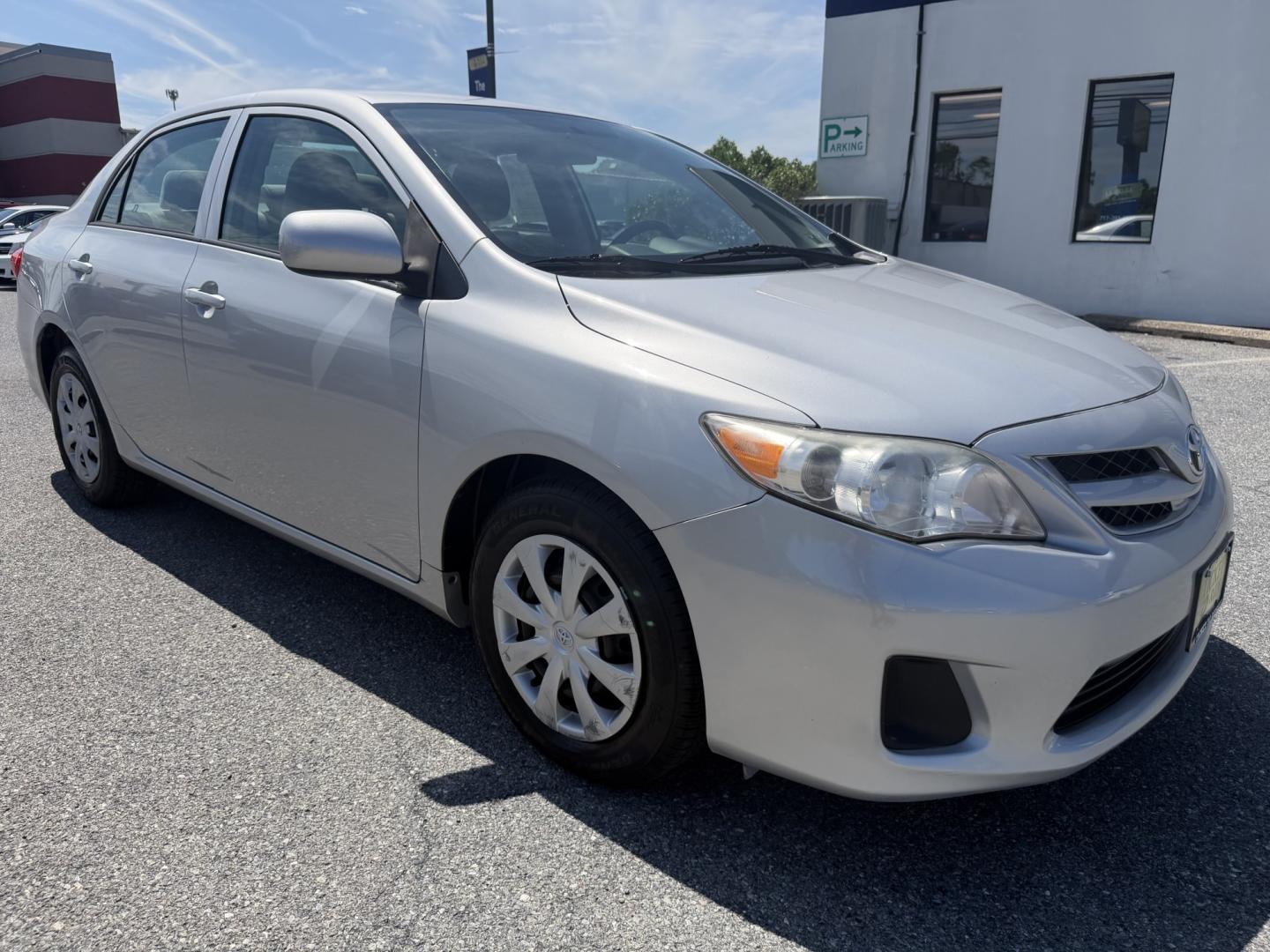 2013 SILVER Toyota Corolla LE 4-Speed AT (5YFBU4EE6DP) with an 1.8L L4 DOHC 16V engine, 4-Speed Automatic transmission, located at 1254 Manheim Pike, Lancaster, PA, 17601, (717) 393-9133, 40.062870, -76.323273 - The 2013 Toyota Corolla is a practical and dependable sedan that’s well suited for commuting, running errands, and everyday driving. Known for its strong reputation for reliability, the Corolla offers a comfortable interior, excellent fuel economy, and affordable operating costs—making it a smar- Photo#6