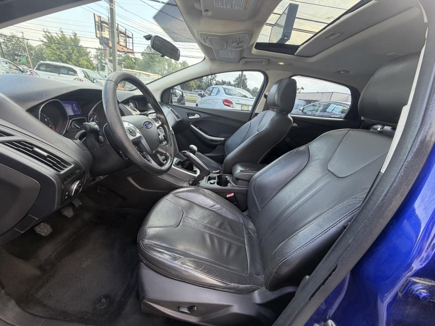 2013 BLUE Ford Focus SE Hatch (1FADP3K21DL) with an 2.0L L4 DOHC 16V engine, located at 1254 Manheim Pike, Lancaster, PA, 17601, (717) 393-9133, 40.062870, -76.323273- Photo#11