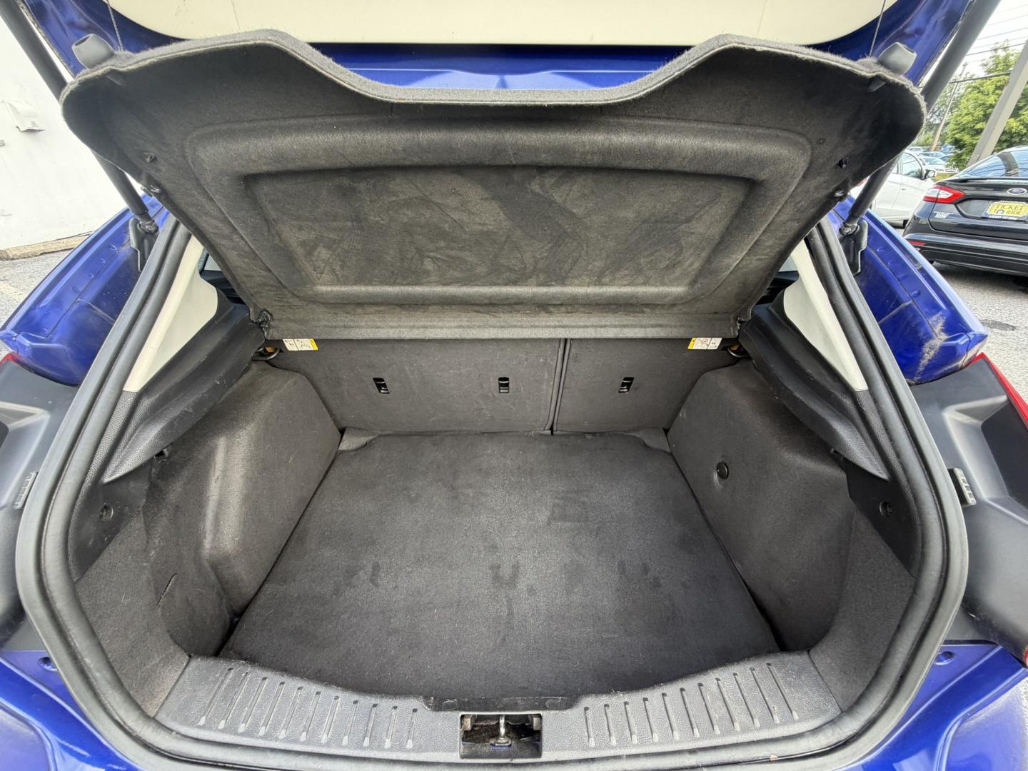 2013 BLUE Ford Focus SE Hatch (1FADP3K21DL) with an 2.0L L4 DOHC 16V engine, located at 1254 Manheim Pike, Lancaster, PA, 17601, (717) 393-9133, 40.062870, -76.323273- Photo#15