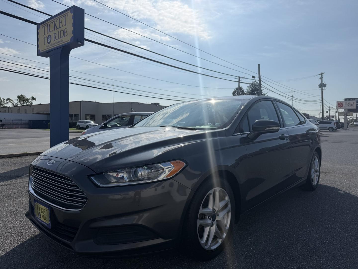2016 GREY Ford Fusion SE (3FA6P0H70GR) with an 2.5L L4 DOHC 16V engine, 6A transmission, located at 1254 Manheim Pike, Lancaster, PA, 17601, (717) 393-9133, 40.062870, -76.323273- Photo#0