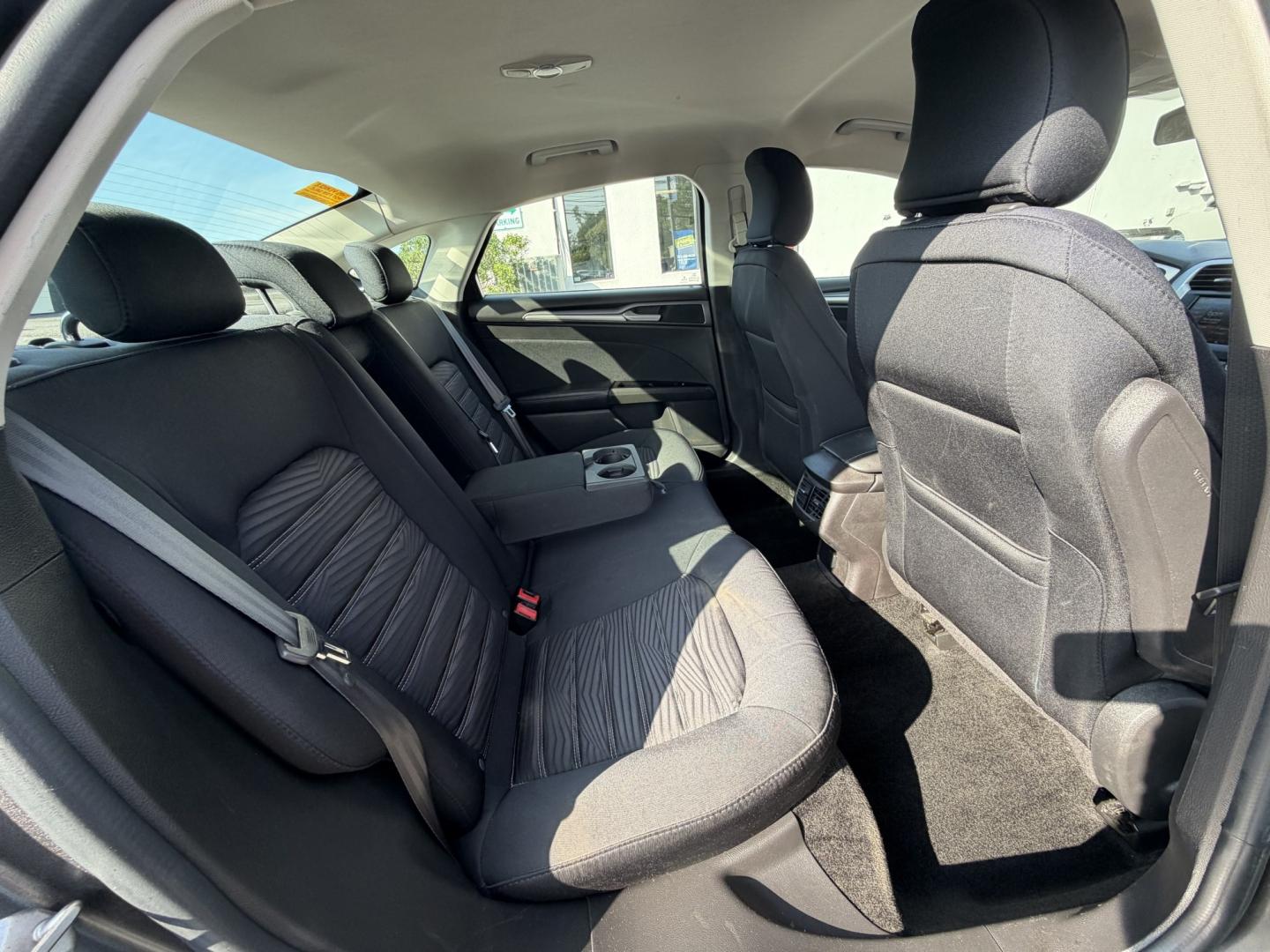 2016 GREY Ford Fusion SE (3FA6P0H70GR) with an 2.5L L4 DOHC 16V engine, 6A transmission, located at 1254 Manheim Pike, Lancaster, PA, 17601, (717) 393-9133, 40.062870, -76.323273- Photo#14