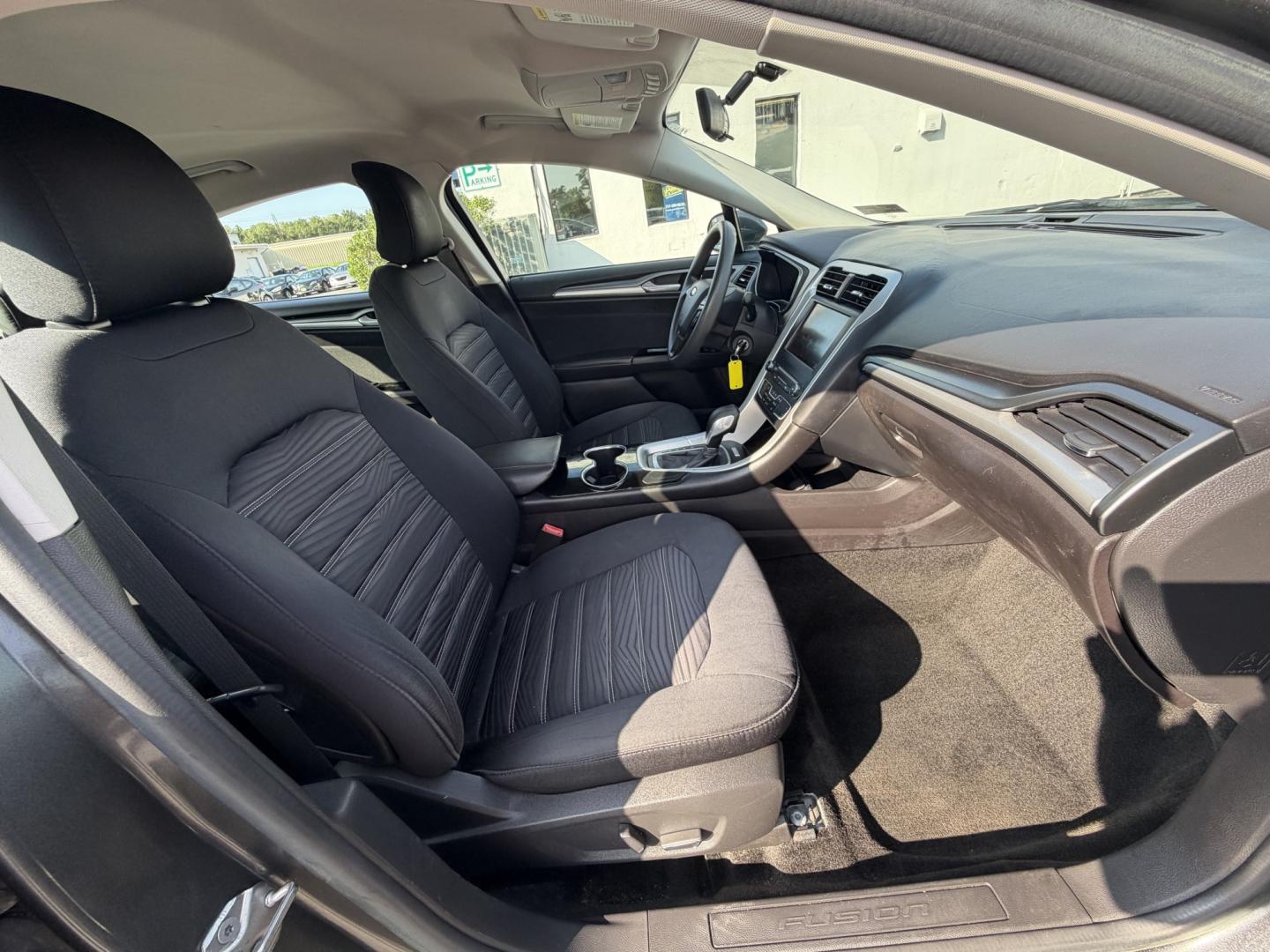 2016 GREY Ford Fusion SE (3FA6P0H70GR) with an 2.5L L4 DOHC 16V engine, 6A transmission, located at 1254 Manheim Pike, Lancaster, PA, 17601, (717) 393-9133, 40.062870, -76.323273- Photo#15