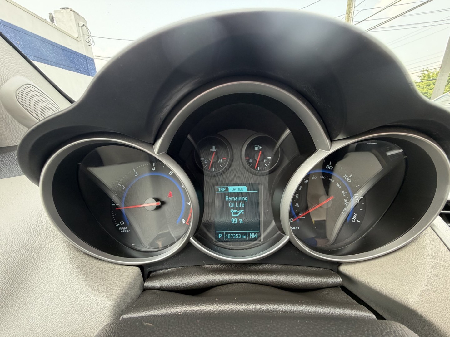 2016 SILVER Chevrolet Cruze Limited LS Auto (1G1PC5SG5G7) with an 1.8L L4 DOHC 16V FFV engine, 6A transmission, located at 1254 Manheim Pike, Lancaster, PA, 17601, (717) 393-9133, 40.062870, -76.323273- Photo#9