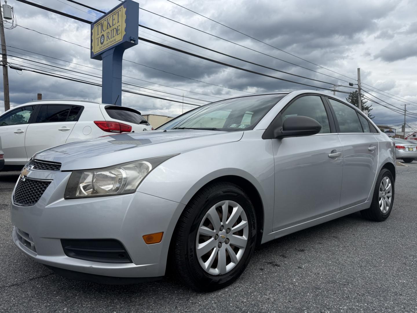 2011 SILVER Chevrolet Cruze 2LS (1G1PC5SH4B7) with an 1.8L L4 DOHC 16V FFV engine, 6A transmission, located at 1254 Manheim Pike, Lancaster, PA, 17601, (717) 393-9133, 40.062870, -76.323273- Photo#0
