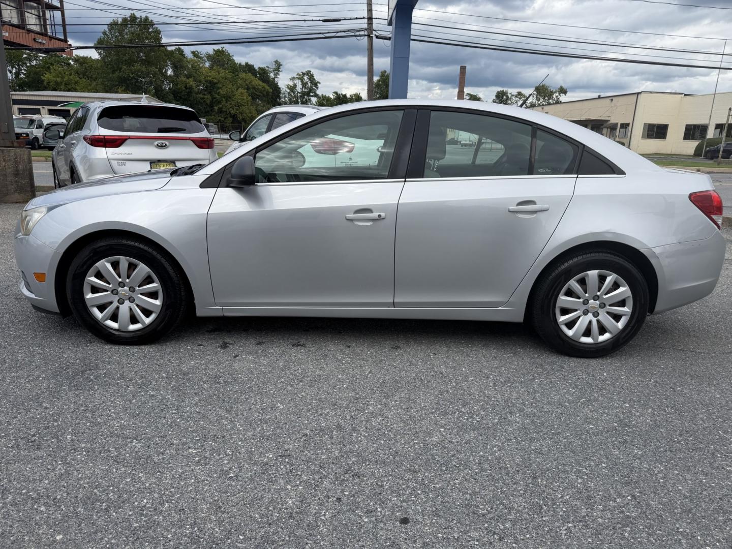 2011 SILVER Chevrolet Cruze 2LS (1G1PC5SH4B7) with an 1.8L L4 DOHC 16V FFV engine, 6A transmission, located at 1254 Manheim Pike, Lancaster, PA, 17601, (717) 393-9133, 40.062870, -76.323273- Photo#1