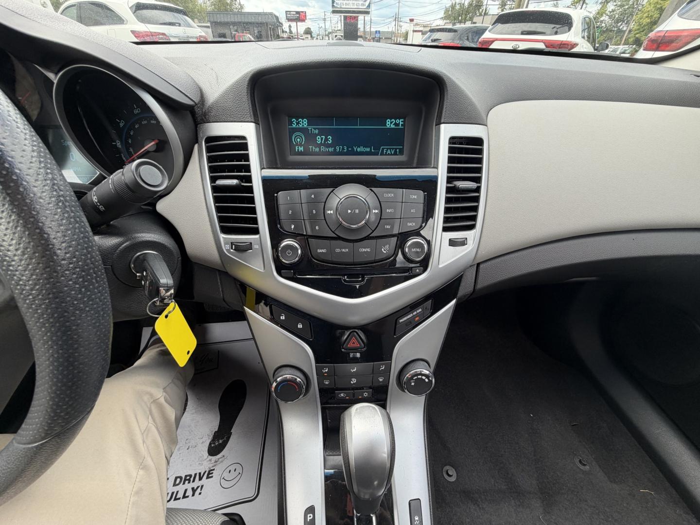 2011 SILVER Chevrolet Cruze 2LS (1G1PC5SH4B7) with an 1.8L L4 DOHC 16V FFV engine, 6A transmission, located at 1254 Manheim Pike, Lancaster, PA, 17601, (717) 393-9133, 40.062870, -76.323273- Photo#10