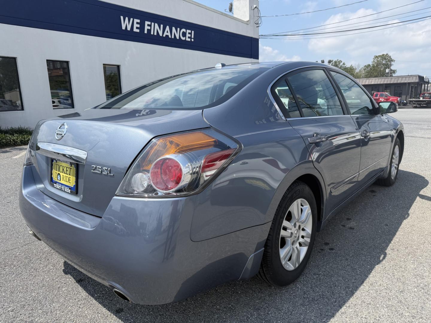 2012 GREY Nissan Altima 2.5 S (1N4AL2AP6CN) with an 2.5L L4 DOHC 16V engine, located at 1254 Manheim Pike, Lancaster, PA, 17601, (717) 393-9133, 40.062870, -76.323273- Photo#4