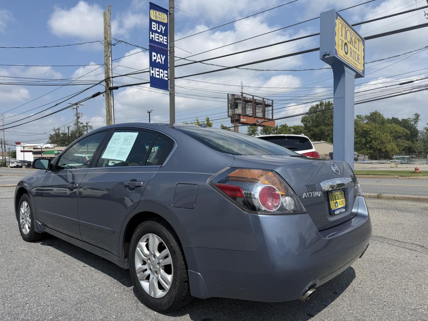 2012 GREY Nissan Altima 2.5 S (1N4AL2AP6CN) with an 2.5L L4 DOHC 16V engine, located at 1254 Manheim Pike, Lancaster, PA, 17601, (717) 393-9133, 40.062870, -76.323273- Photo#2