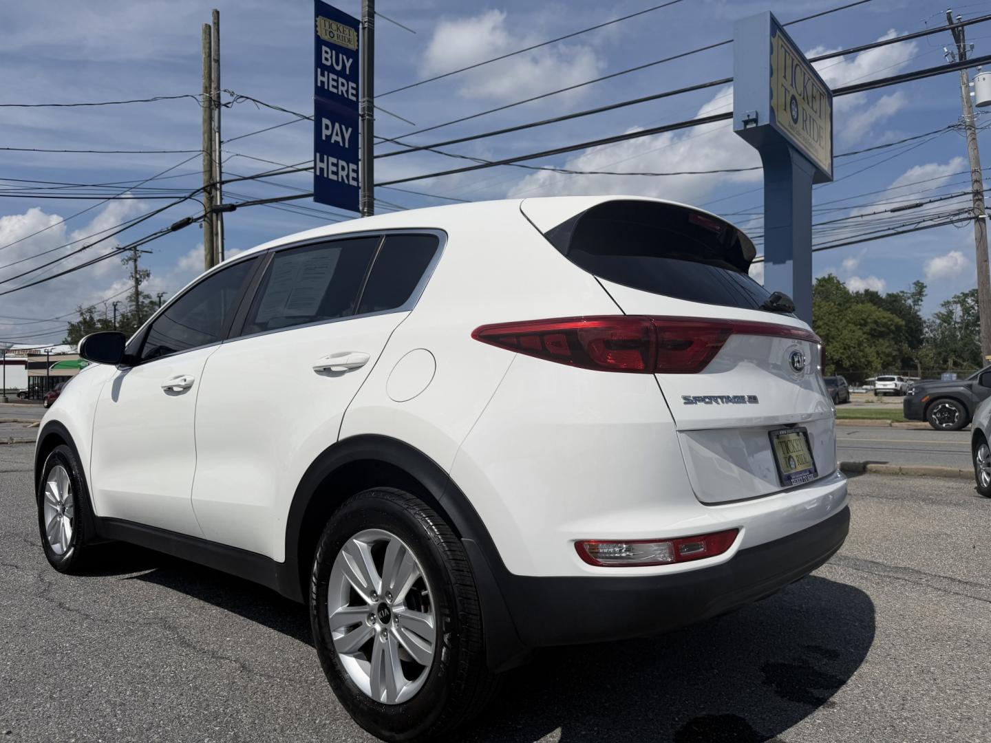 2019 WHITE Kia Sportage LX FWD (KNDPM3AC4K7) with an 2.4L V6 DOHC 24V engine, 6A transmission, located at 1254 Manheim Pike, Lancaster, PA, 17601, (717) 393-9133, 40.062870, -76.323273- Photo#2