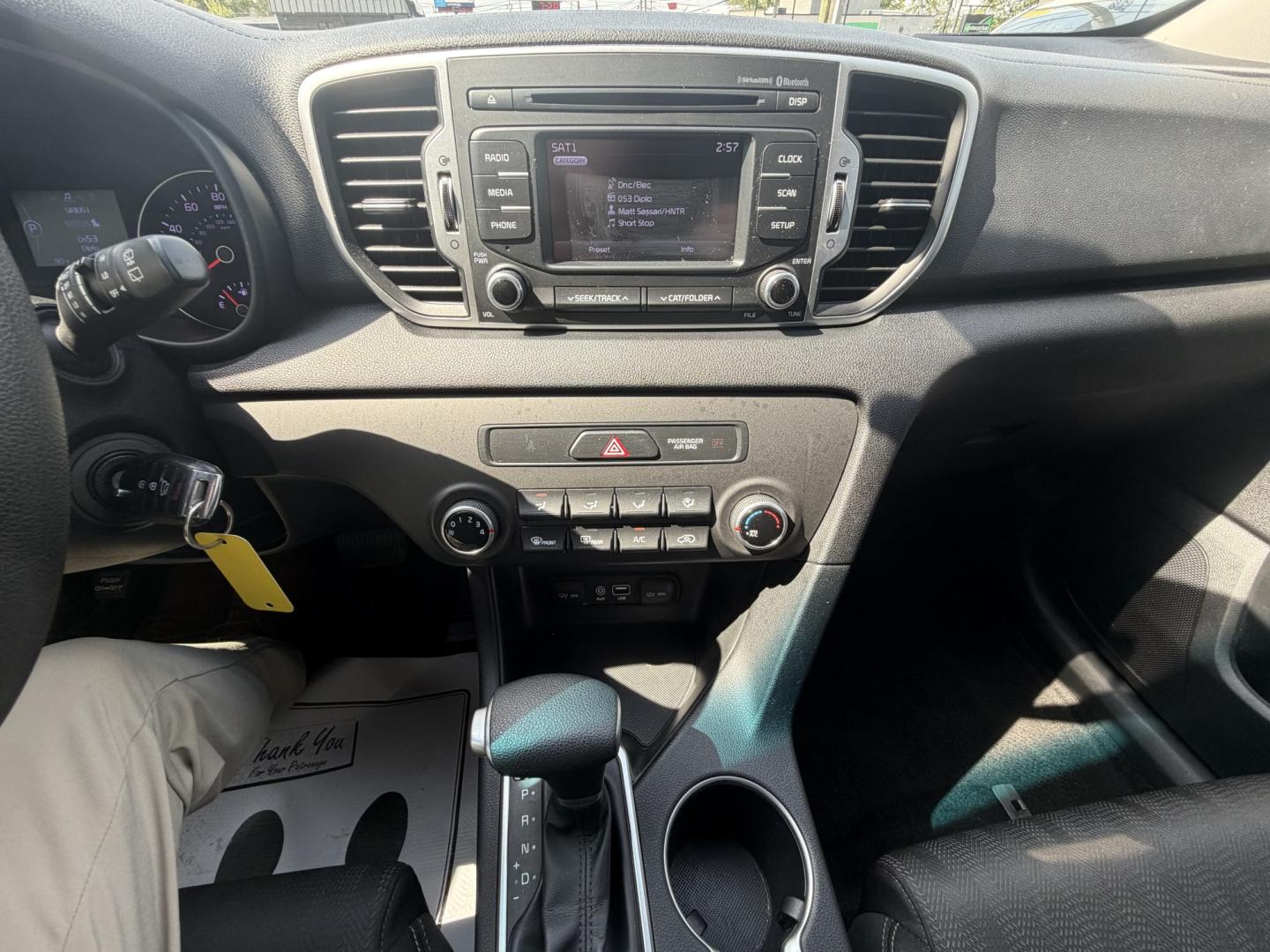 2019 WHITE Kia Sportage LX FWD (KNDPM3AC4K7) with an 2.4L V6 DOHC 24V engine, 6A transmission, located at 1254 Manheim Pike, Lancaster, PA, 17601, (717) 393-9133, 40.062870, -76.323273- Photo#11