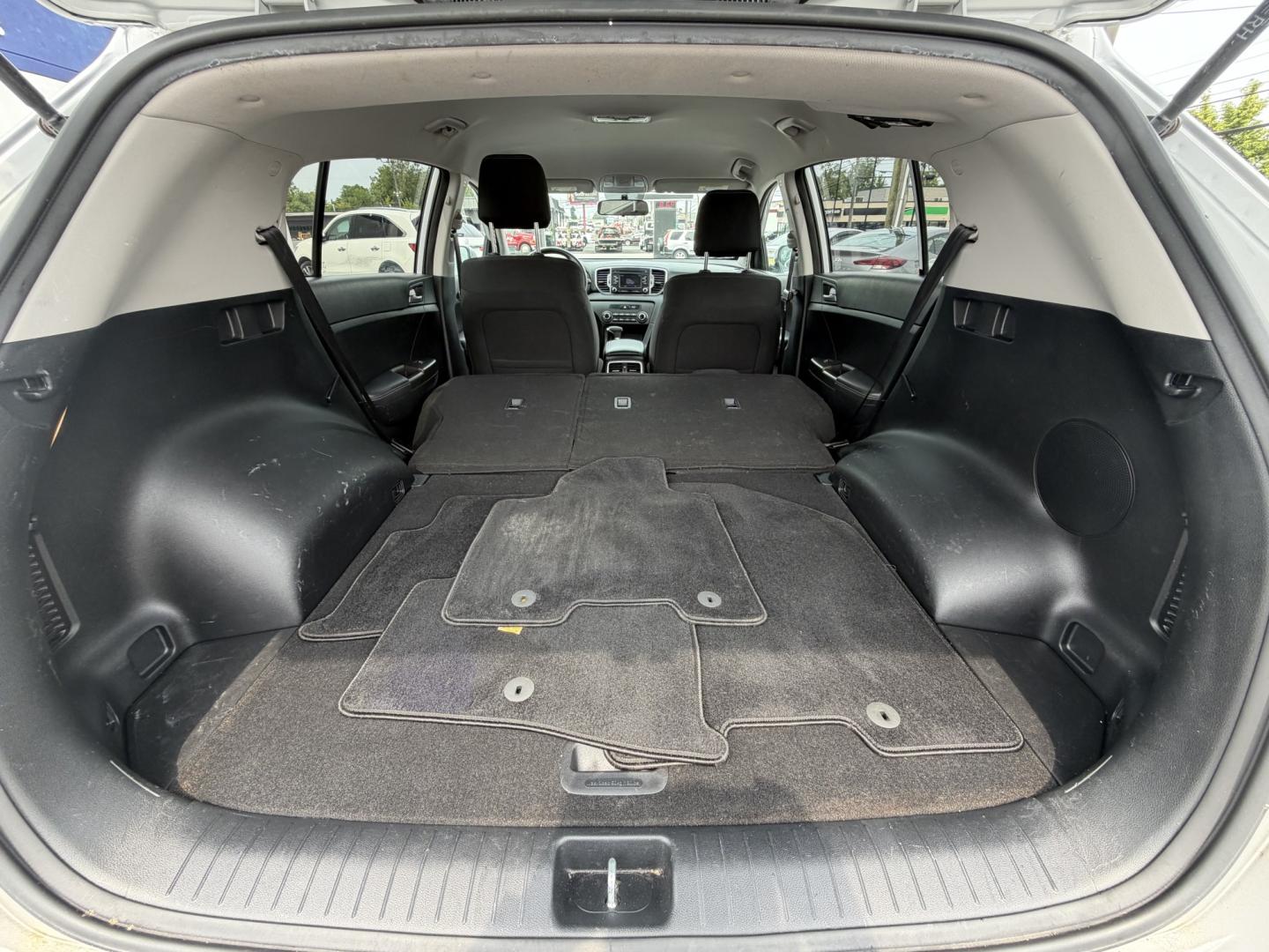 2018 SILVER Kia Sportage LX AWD (KNDPMCAC4J7) with an 2.4L V6 DOHC 24V engine, 6A transmission, located at 1254 Manheim Pike, Lancaster, PA, 17601, (717) 393-9133, 40.062870, -76.323273- Photo#17