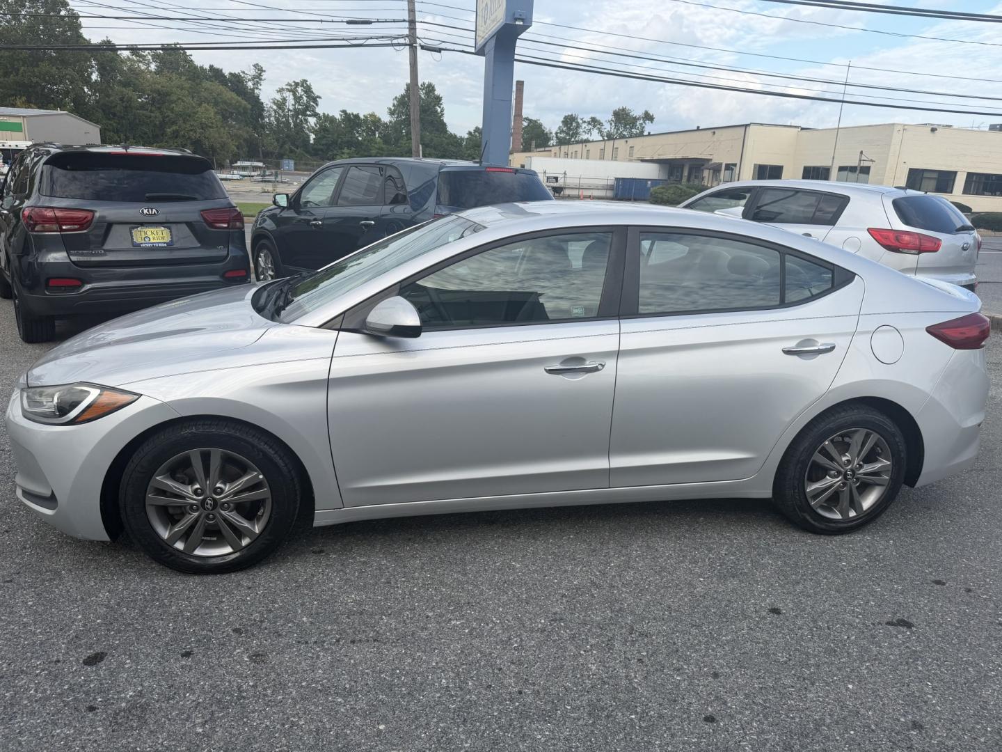 2017 SILVER Hyundai Elantra Limited (5NPD84LF0HH) with an 2.0L L4 DOHC 16V engine, 6A transmission, located at 1254 Manheim Pike, Lancaster, PA, 17601, (717) 393-9133, 40.062870, -76.323273- Photo#1