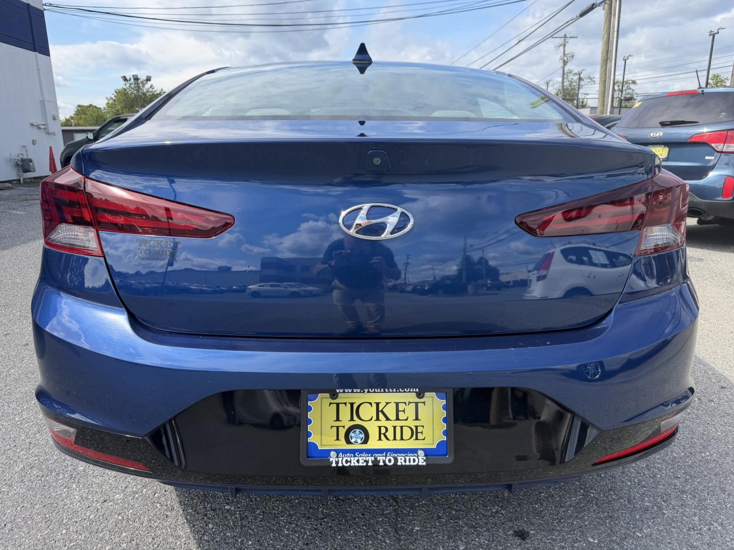 2020 BLUE Hyundai Elantra Limited (5NPD84LF7LH) with an 2.0L L4 DOHC 16V engine, 6A transmission, located at 1254 Manheim Pike, Lancaster, PA, 17601, (717) 393-9133, 40.062870, -76.323273- Photo#3